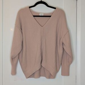 Aritzia Wilfred Fuzzy Oversized Sweater Sweatshirt Size S Pink